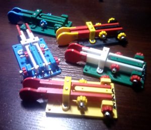 Colorful Morse Manipulators from a 3D printer